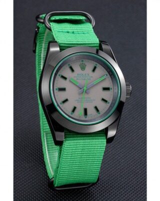 Replica Rolex Milgauss Green Dial 622004 Angle Detail
