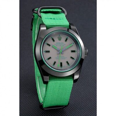 Replica Rolex Milgauss Green Dial 622004 Angle Detail
