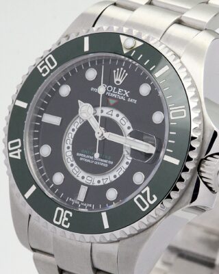 Replica Rolex GMT-Master Black Dial 16720-4 Angle Detail