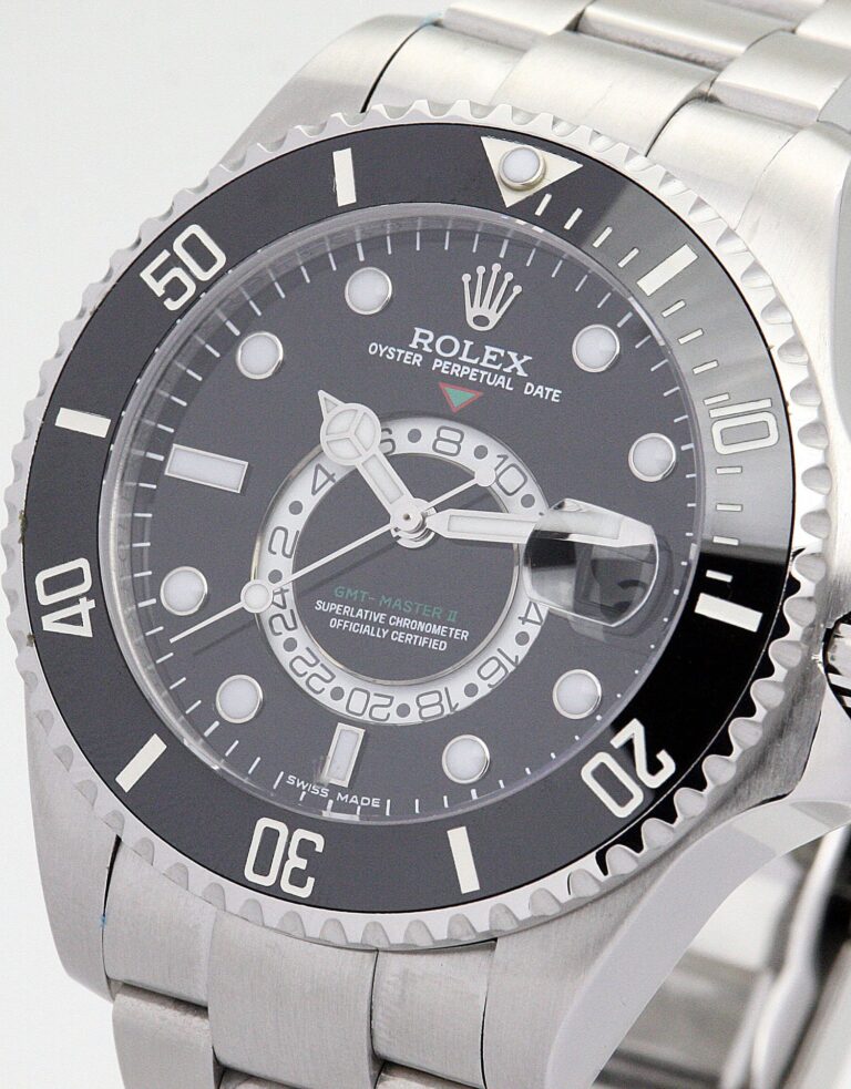 Replica Rolex GMT-Master Black Dial 16720 Angle Detail