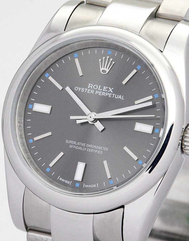 Replica Rolex Oyster Perpetual Lady Black Dial 177200-2 Angle Detail