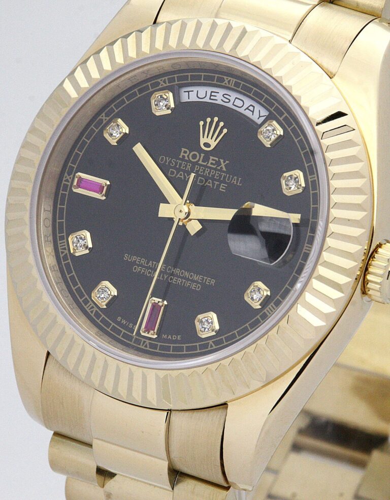 Replica Rolex Day-Date Black Dial 118238 Angle Detail