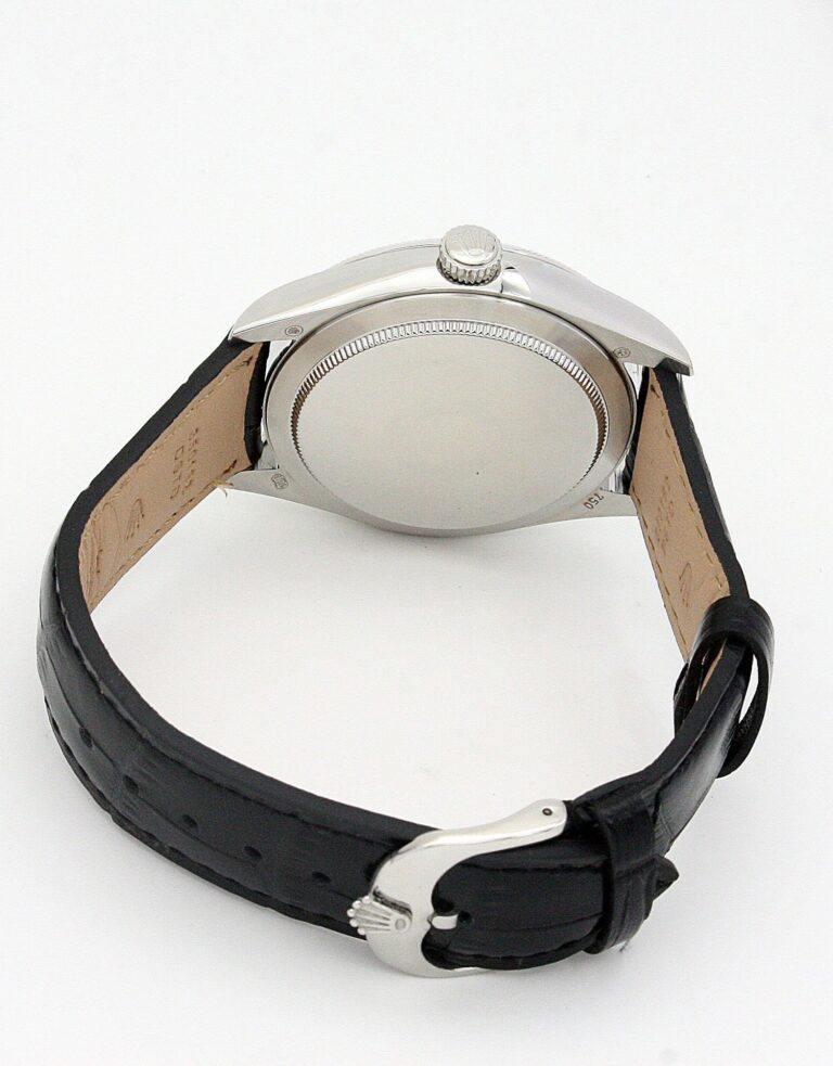 Replica Rolex Cellini Black Dial 5310 Close-Up Focus