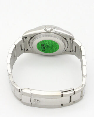 Replica Rolex Oyster Perpetual Lady Black Dial 177200-2 Close-Up Focus