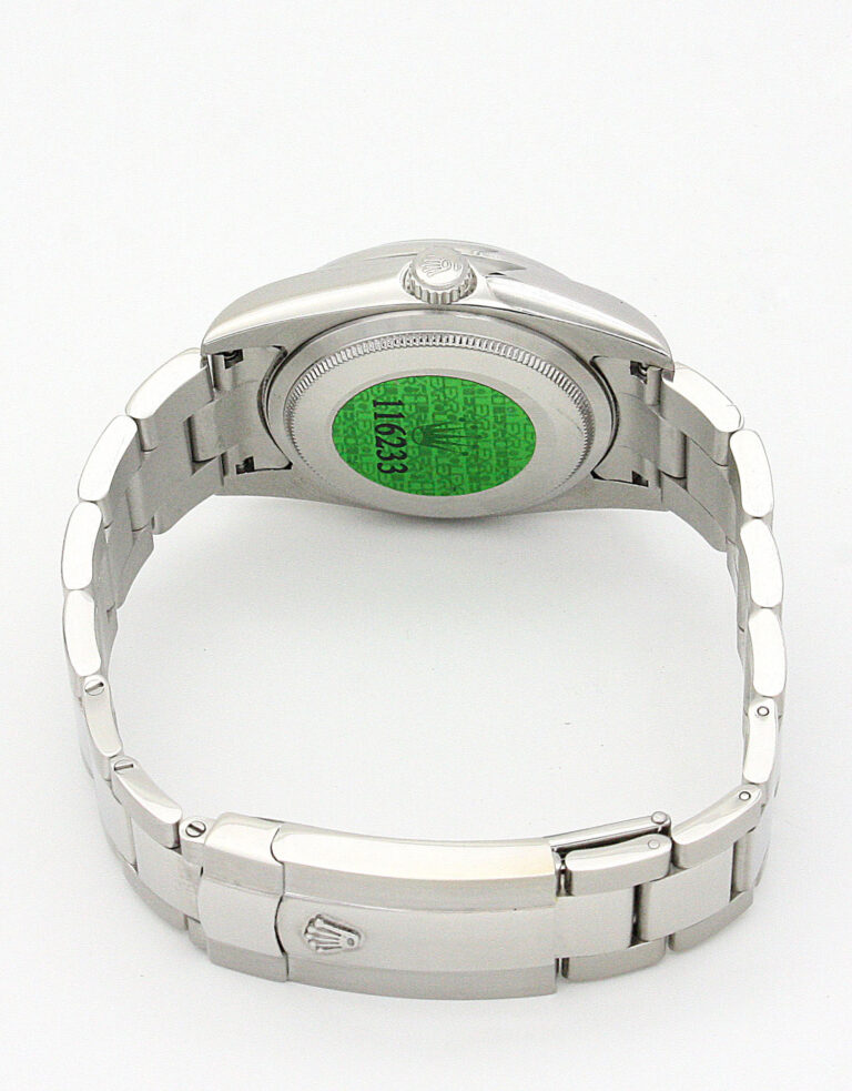 Replica Rolex Oyster Perpetual Lady Black Dial 177200-2 Close-Up Focus