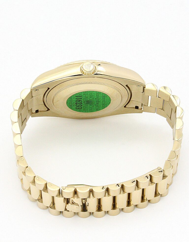 Replica Rolex Day-Date II Gold Dial 218238 Close-Up Focus