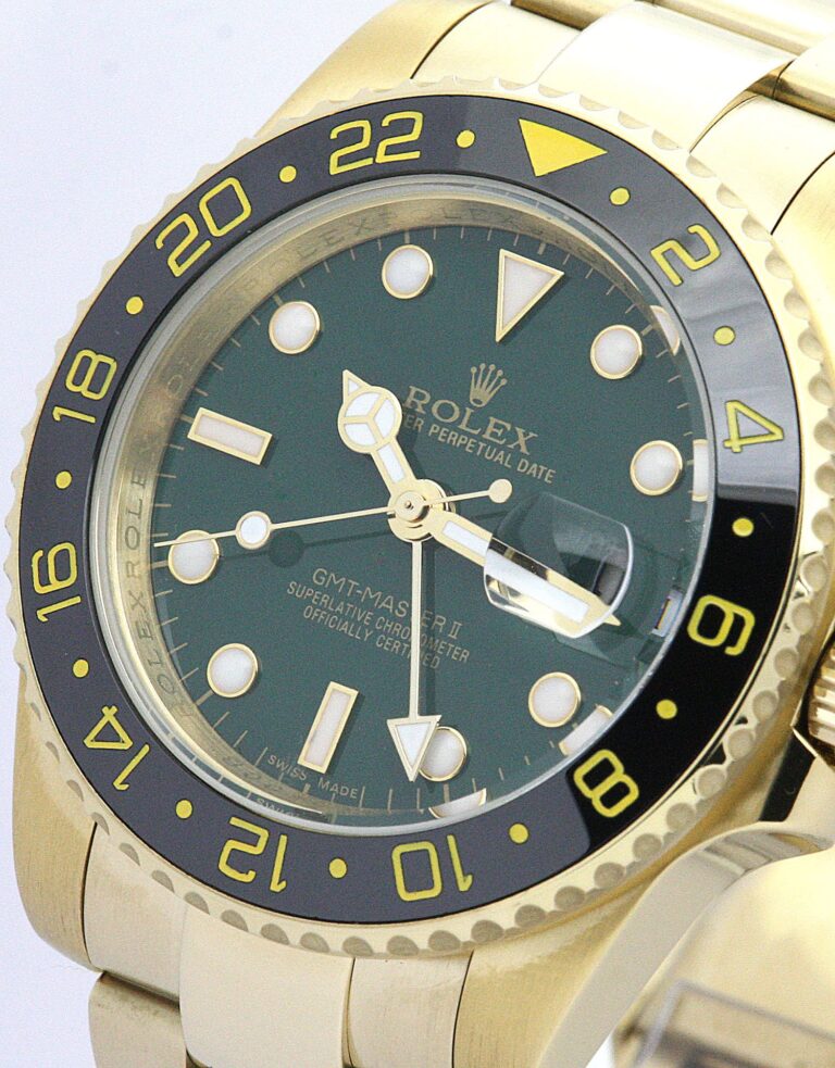 Replica Rolex GMT-Master II Green Dial 116718LN Angle Detail