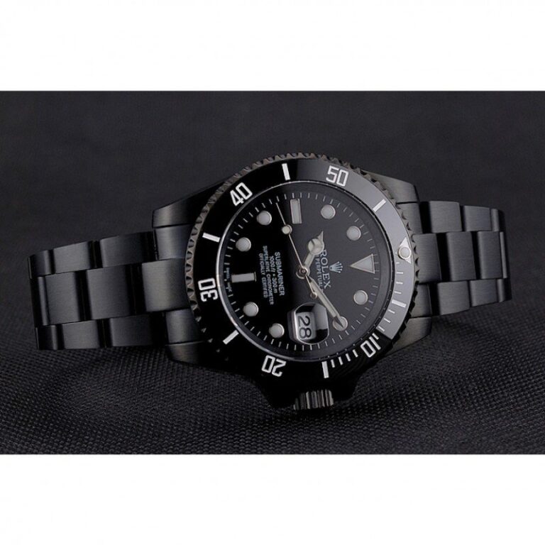 Superclone Rolex Submariner Black Dial PR18239B Close-Up Focus
