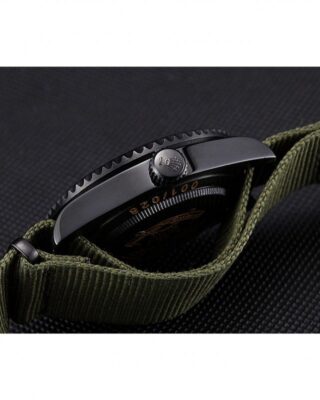 Replica Rolex Submariner Black Dial 621995 Profile Shot