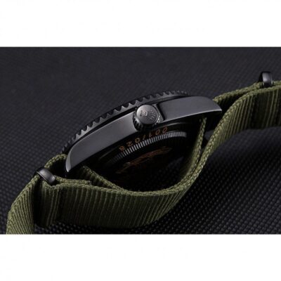 Replica Rolex Submariner Black Dial 621995 Profile Shot