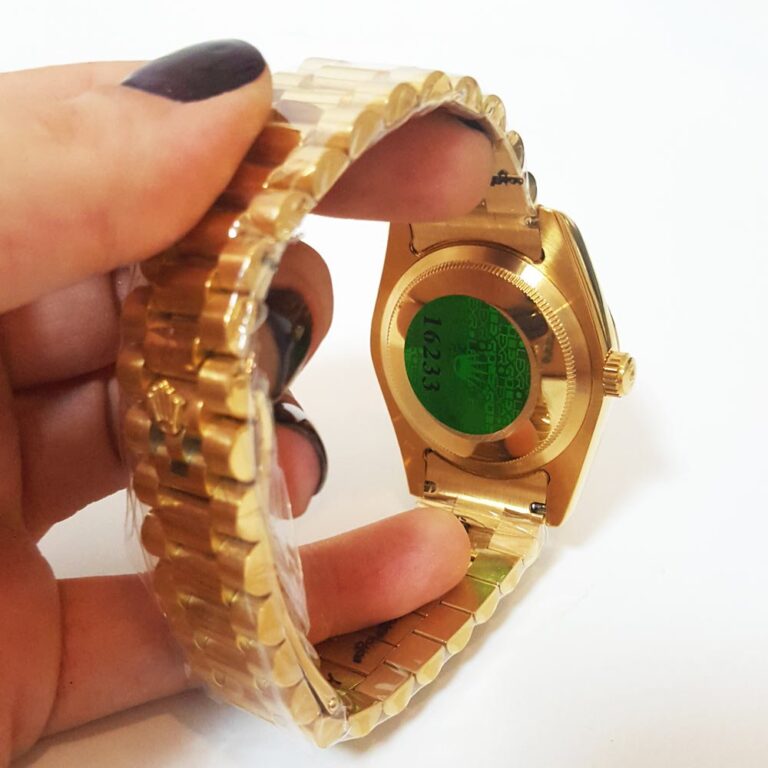 Replica Rolex Day-Date Champagne Dial 1803 Design Element