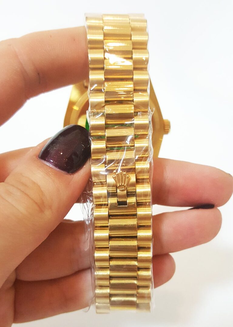 Replica Rolex Day-Date Champagne Dial 1803 Profile Shot