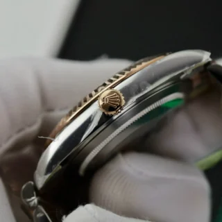 Replica Rolex Datejust Black Dial fluted Bezel Two Tone Jubilee Bracelet