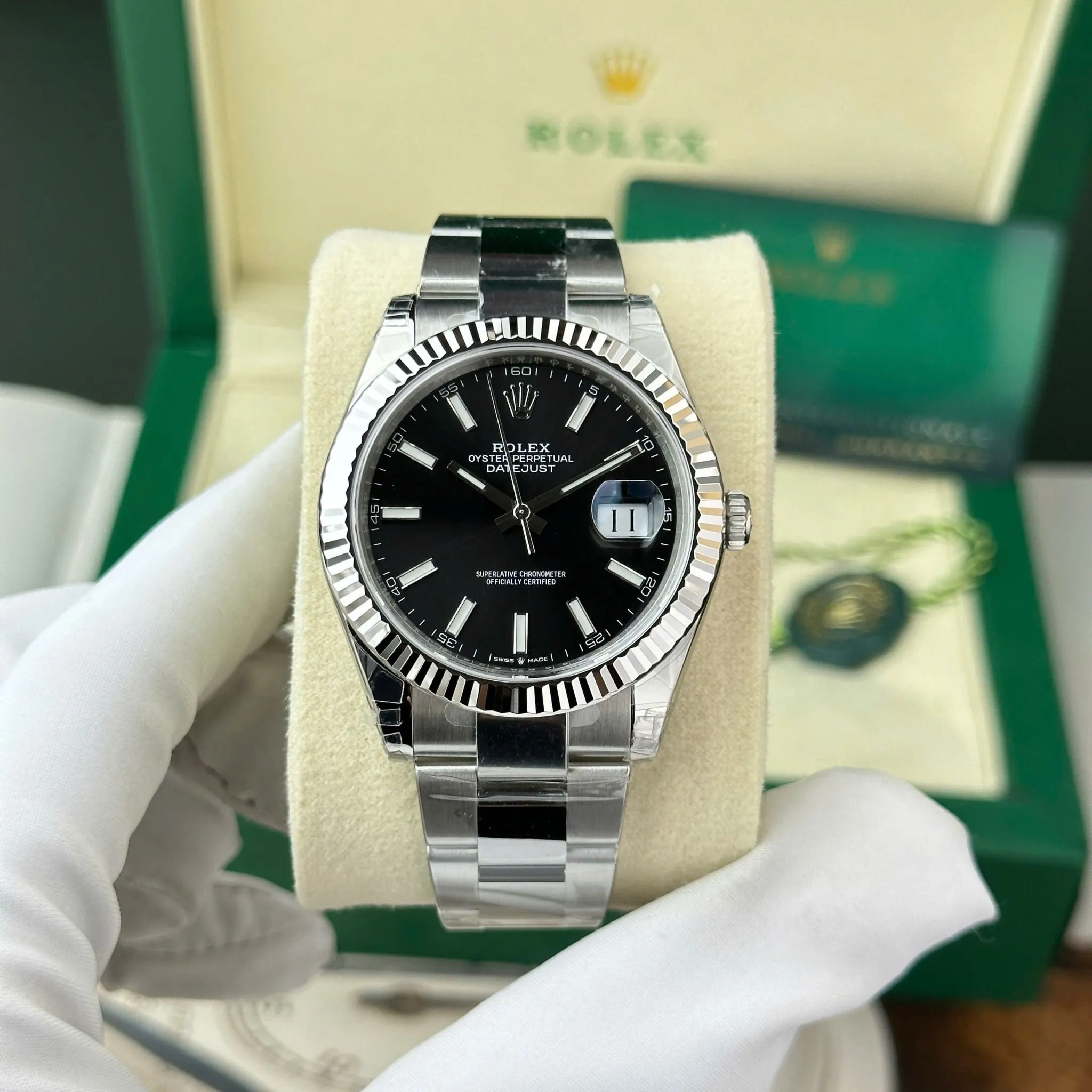Replica Rolex Datejust Black Dial Fluted Bezel Oyster Bracelet