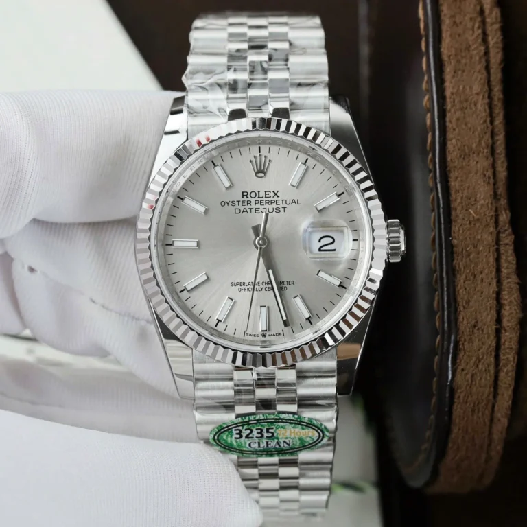 Replica Rolex Datejust Silver Dial Fluted Bezel Jubilee Bracelet