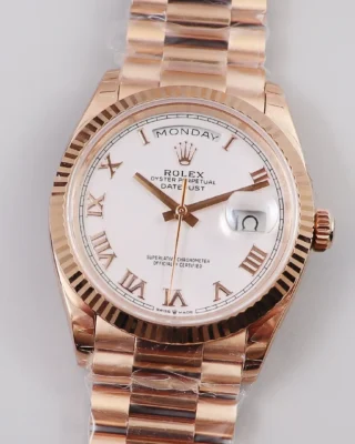 Replica Rolex Day-Date White Dial Fluted Bezel Presidential Dial