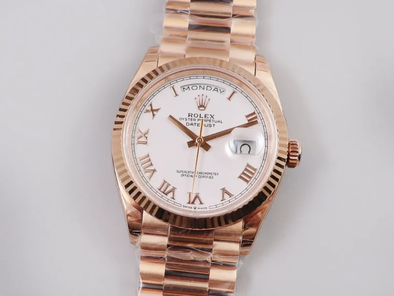 Replica Rolex Day-Date White Dial Fluted Bezel Presidential Dial