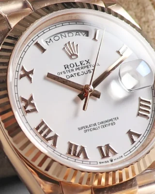 Replica Rolex Day-Date White Dial Fluted Bezel Presidential Dial