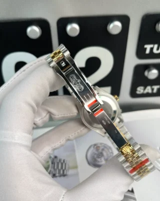 Replica Rolex Datejust Champagne Dial Diamond Bezel