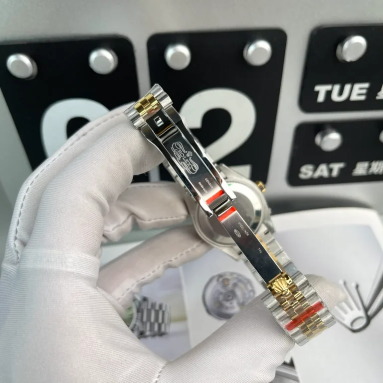 Replica Rolex Datejust Champagne Dial Diamond Bezel