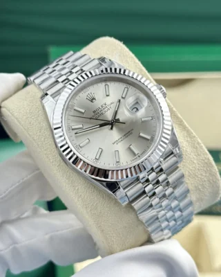 Replice Rolex Oyster Perpetual Silver Dial Jubilee Bracelet