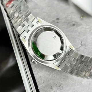 Replica Rolex Datejust White Dial Fluted Bezel Jubilee Bracelet