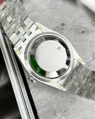 Replica Rolex Datejust White Dial Fluted Bezel Jubilee Bracelet