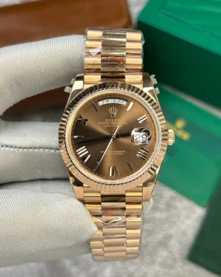Replica Rolex Day-Date Chocolate Dial Fluted Bezel Rose Gold Presidential Bracelet