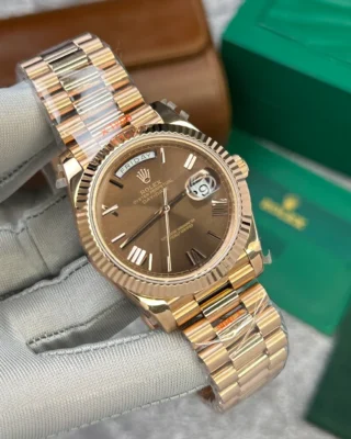 Replica Rolex Day-Date Chocolate Dial Fluted Bezel Rose Gold Presidential Bracelet