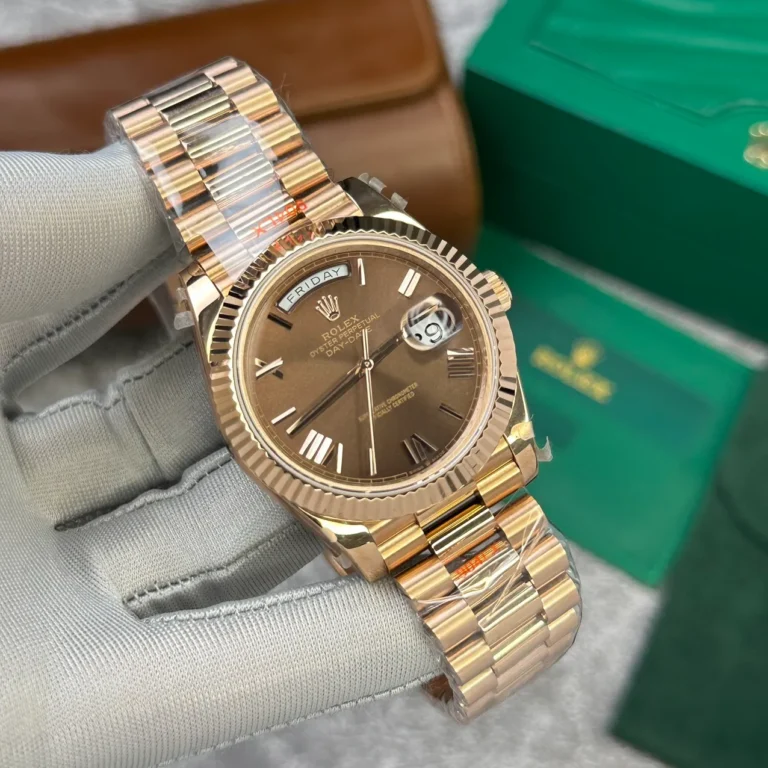 Replica Rolex Day-Date Chocolate Dial Fluted Bezel Rose Gold Presidential Bracelet