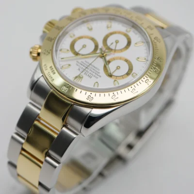 Superclone Rolex Daytona White Dial 116523-2 Angle Detail