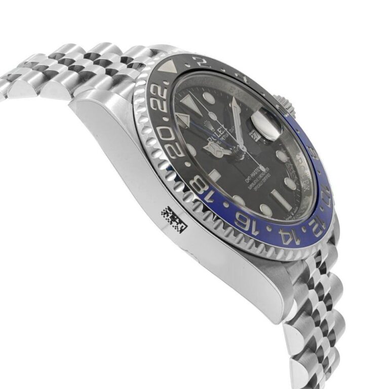 Replica Rolex GMT-Master II Black Dial 126710BLNR "Batgirl" Angle Detail