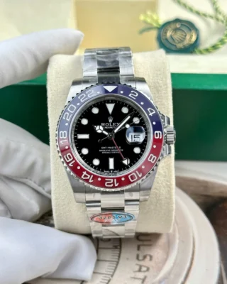 Replica Rolex GMT Master Pepsi Black Dial Blue and Red Bezel Oyster Bracelet