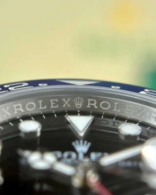 Replica Rolex GMT Master Pepsi Black Dial Blue and Red Bezel Oyster Bracelet