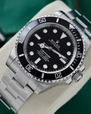 Replica Rolex Submariner No Date Black Bezel Black Dial Oyster Bracelet