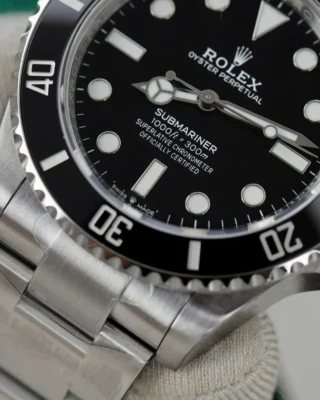 Replica Rolex Submariner No Date Black Bezel Black Dial Oyster Bracelet