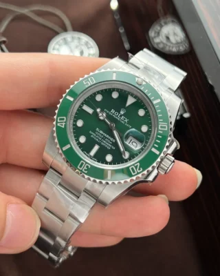 Replica Rolex Submariner Hulk Green Dial Green Bezel