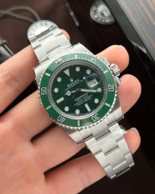 Replica Rolex Submariner Hulk Green Dial Green Bezel