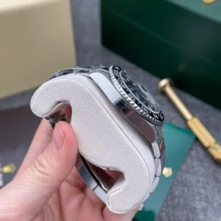 Replica Rolex GMT MAster II Black Dial Black Bezel Oyster Bracelet