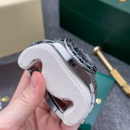 Replica Rolex GMT MAster II Black Dial Black Bezel Oyster Bracelet