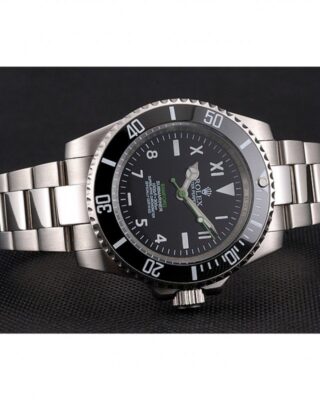Replica Rolex Submariner Black Dial PR16233NBB Close-Up Focus