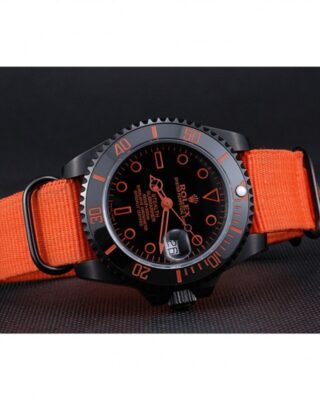 Replica Rolex Submariner Black Dial 622011 Close-Up Focus