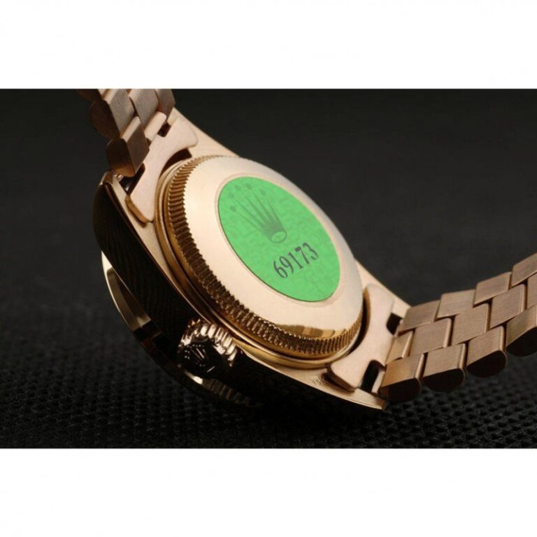 Replica Rolex Datejust Green Dial RL39 Style Perspective