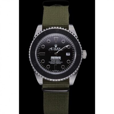 Replica Rolex Submariner Black Dial 621990 Perspective View