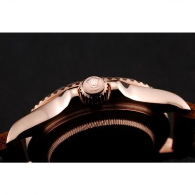 Replica Rolex Yacht-Master Black Dial 1453861 Style Perspective