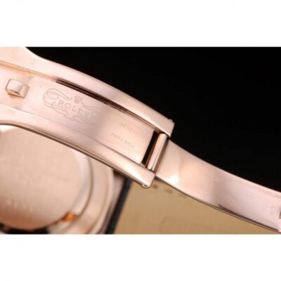Replica Rolex Daytona Black Dial REP016831 Feature Highlight