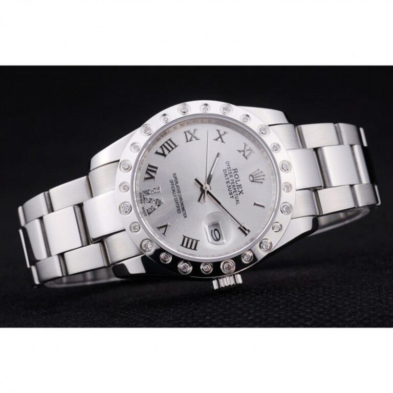 Replica Rolex Datejust Silver Dial 7468 Close-Up Focus