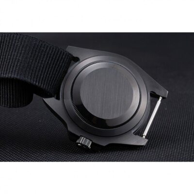 Replica Rolex Submariner Black Dial 622006 Style Perspective