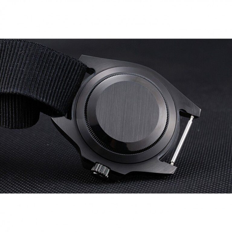 Replica Rolex Submariner Black Dial 622006 Style Perspective