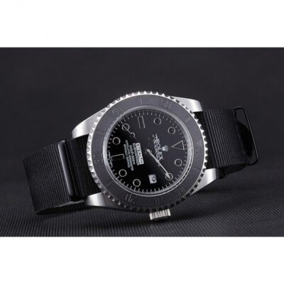 Replica Rolex Submariner Black Dial 621988 Close-Up Focus